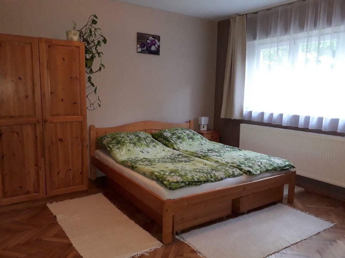 Hanna Apartman Pécs Kültér fotó